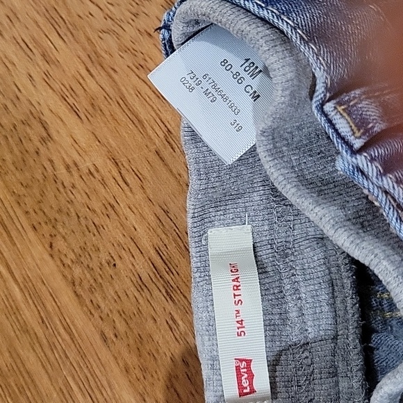 Baby Levi jeans - Picture 3 of 4